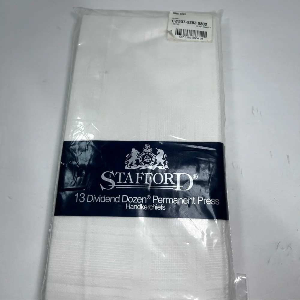 Stafford Classic White 13 Handkerchiefs